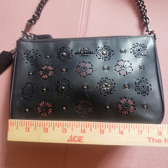 Coach Nolita 22 With Cut Out Tea Rose - with Gunmetal Chain - Picture 14 of 14